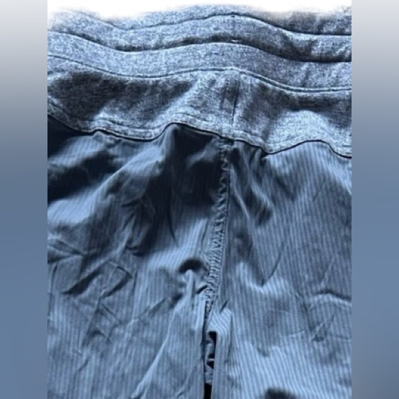 lululemon athletica Kids Charcoal Leggings - Picture 6 of 8